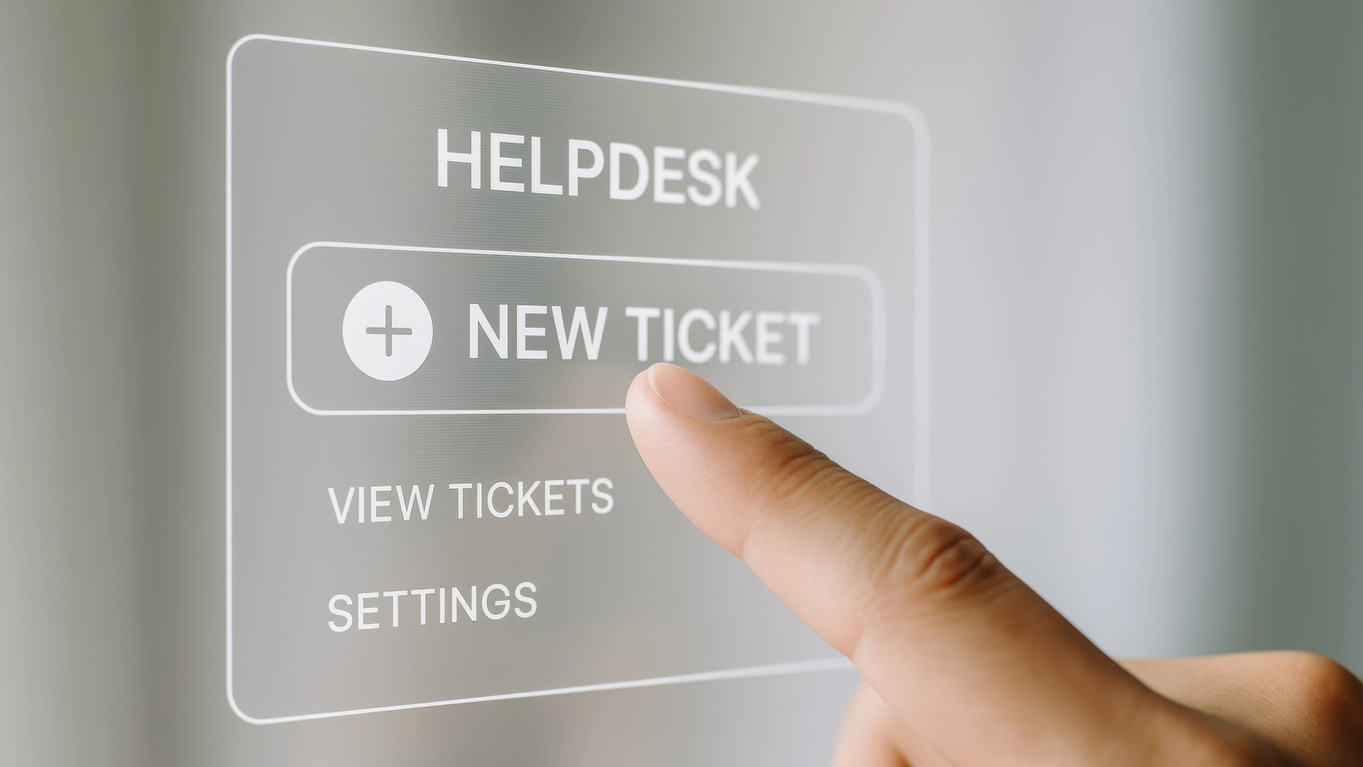 Nástroje na zákaznícku podporu: ako e‑maily, chat a ticketing pomôžu udržať spokojných klientov